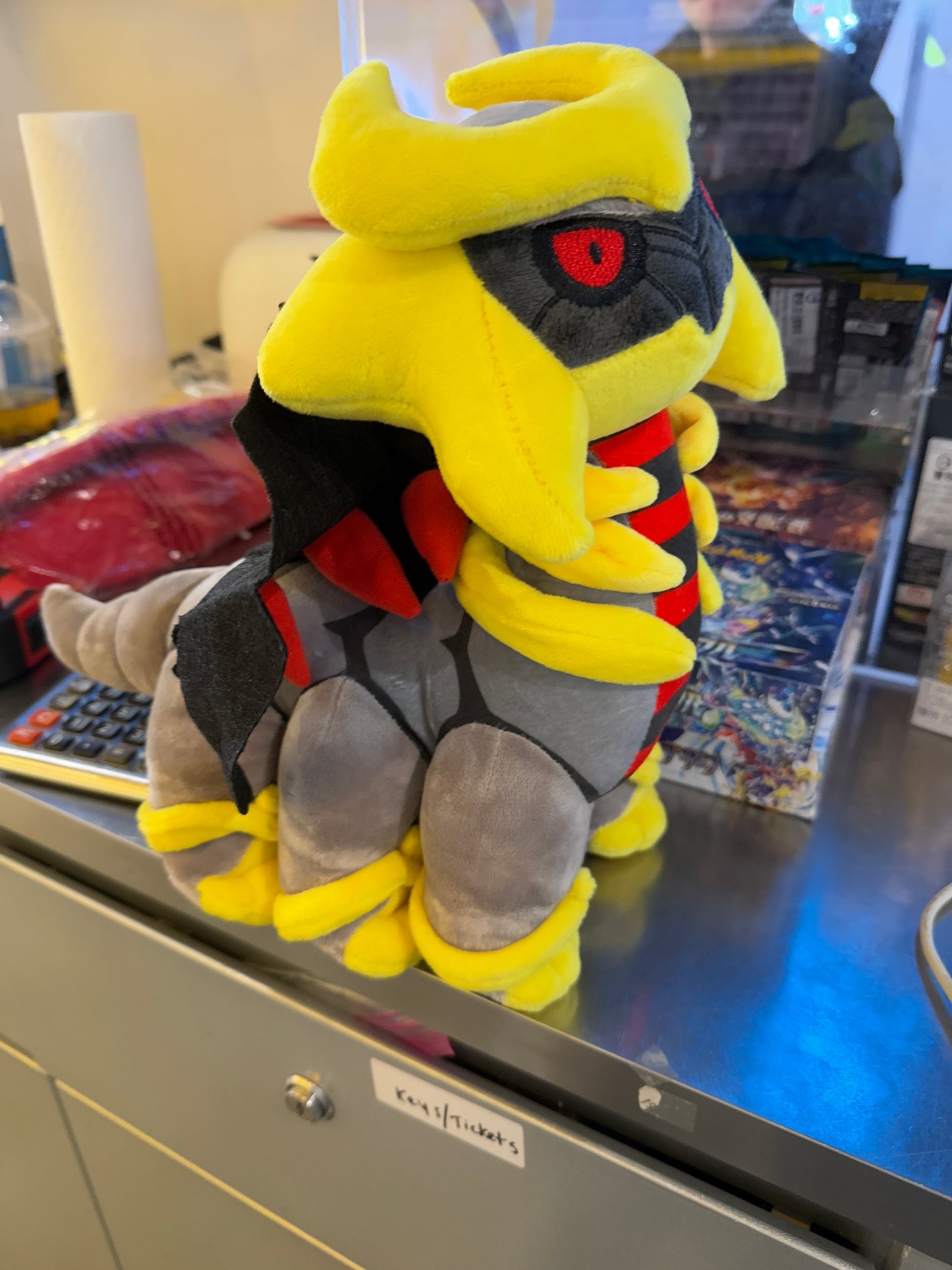 10" Pokemon Giratina