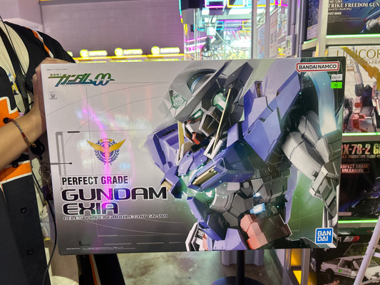 Bandai PG 1/60 Gundam Exia "Gundam 00"