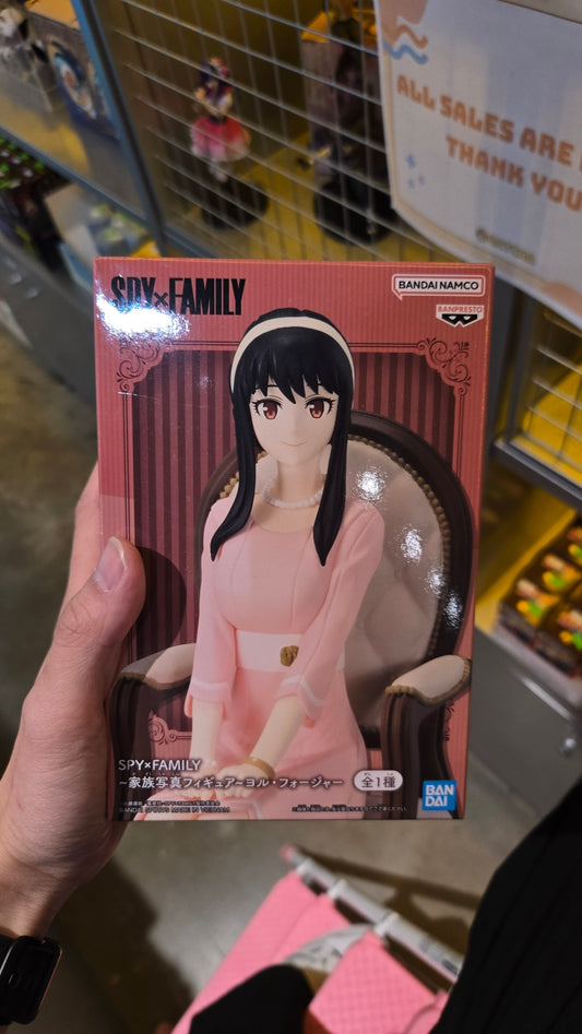 SpyxFamily Yor Forger Family Photo Figure